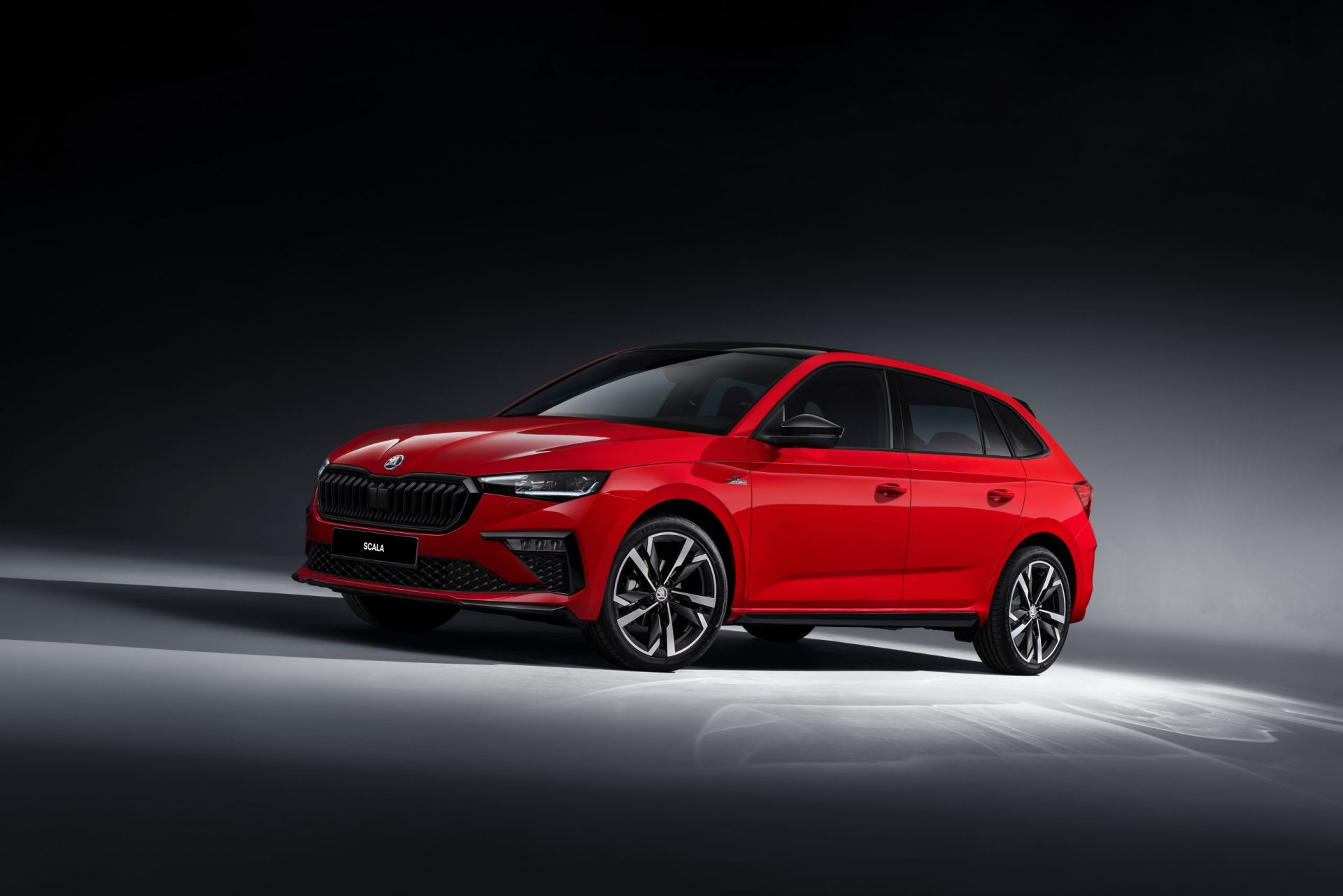 exterior skoda scala rojo